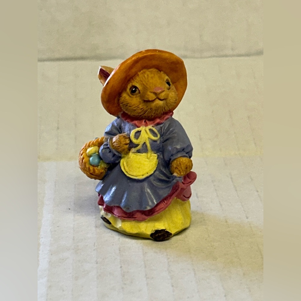 Vintage Avon Forest Friends Mrs. Rabbit with a basket figurine